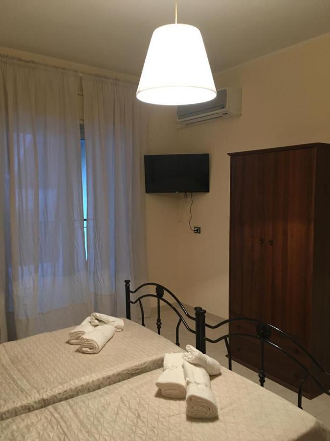 Casa Vacanze, A Due Passi Da Taormina Apartment Letojanni Exterior photo